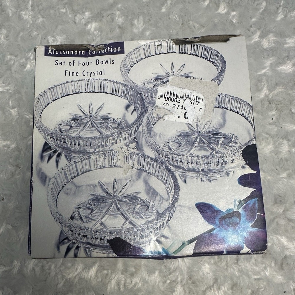 Studio Silversmiths Alessandra 4pc Clear Crystal Starburst Cut Glass Bowls